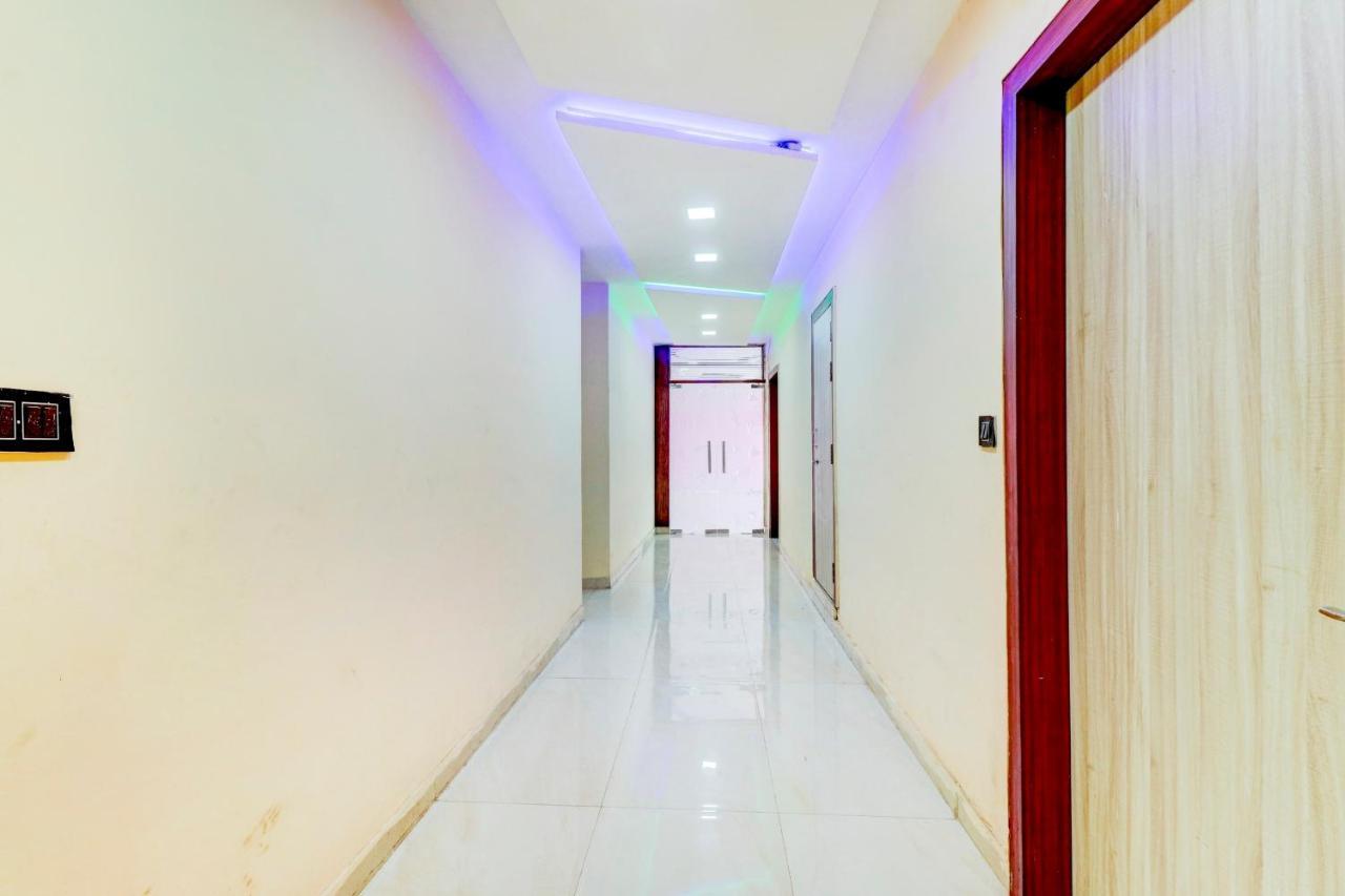 Oyo Flagship 73009 Hotel City Inn Dayal Bagh Esterno foto