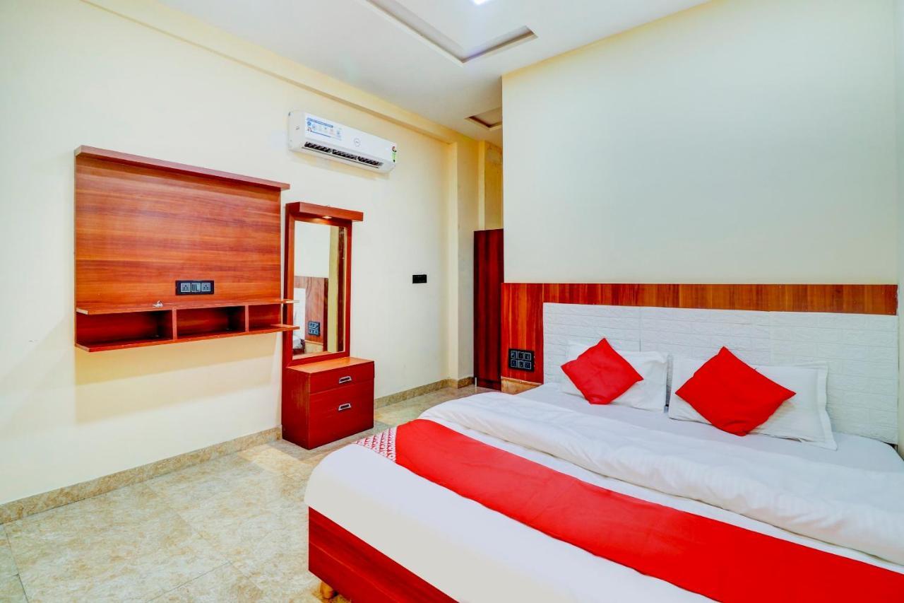 Oyo Flagship 73009 Hotel City Inn Dayal Bagh Esterno foto