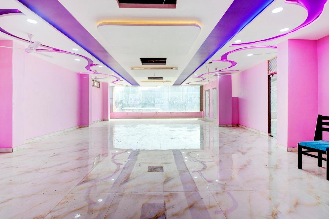 Oyo Flagship 73009 Hotel City Inn Dayal Bagh Esterno foto