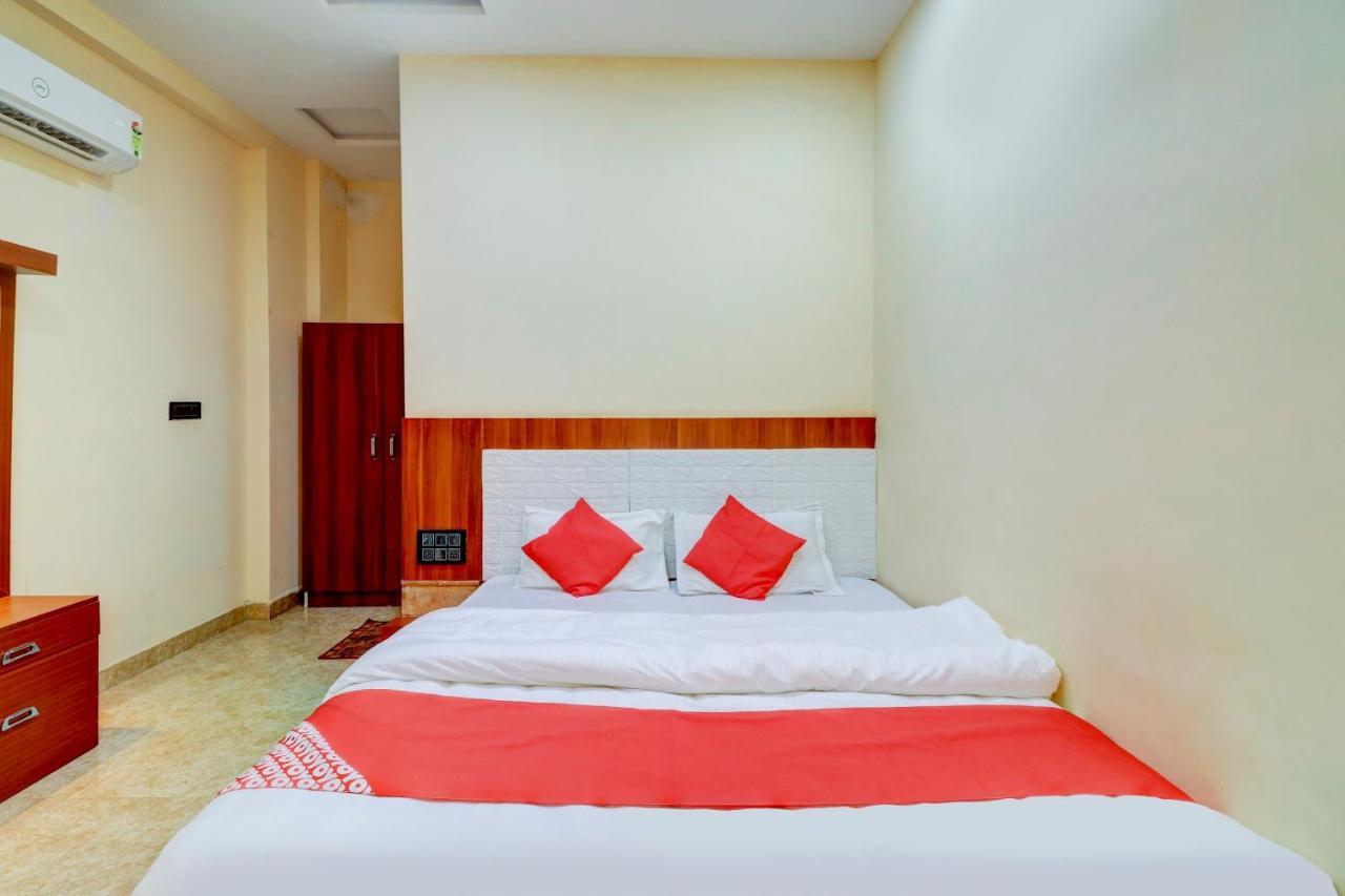 Oyo Flagship 73009 Hotel City Inn Dayal Bagh Esterno foto