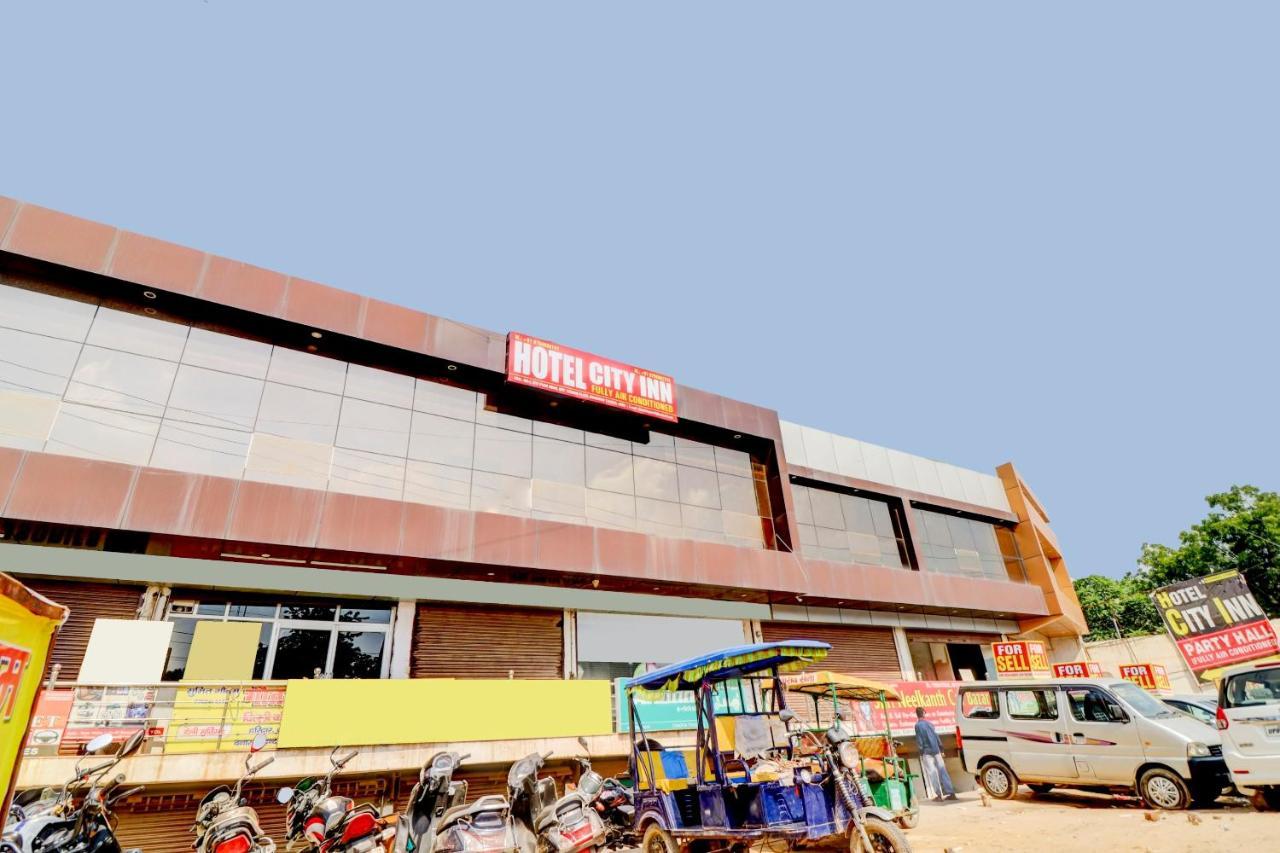 Oyo Flagship 73009 Hotel City Inn Dayal Bagh Esterno foto