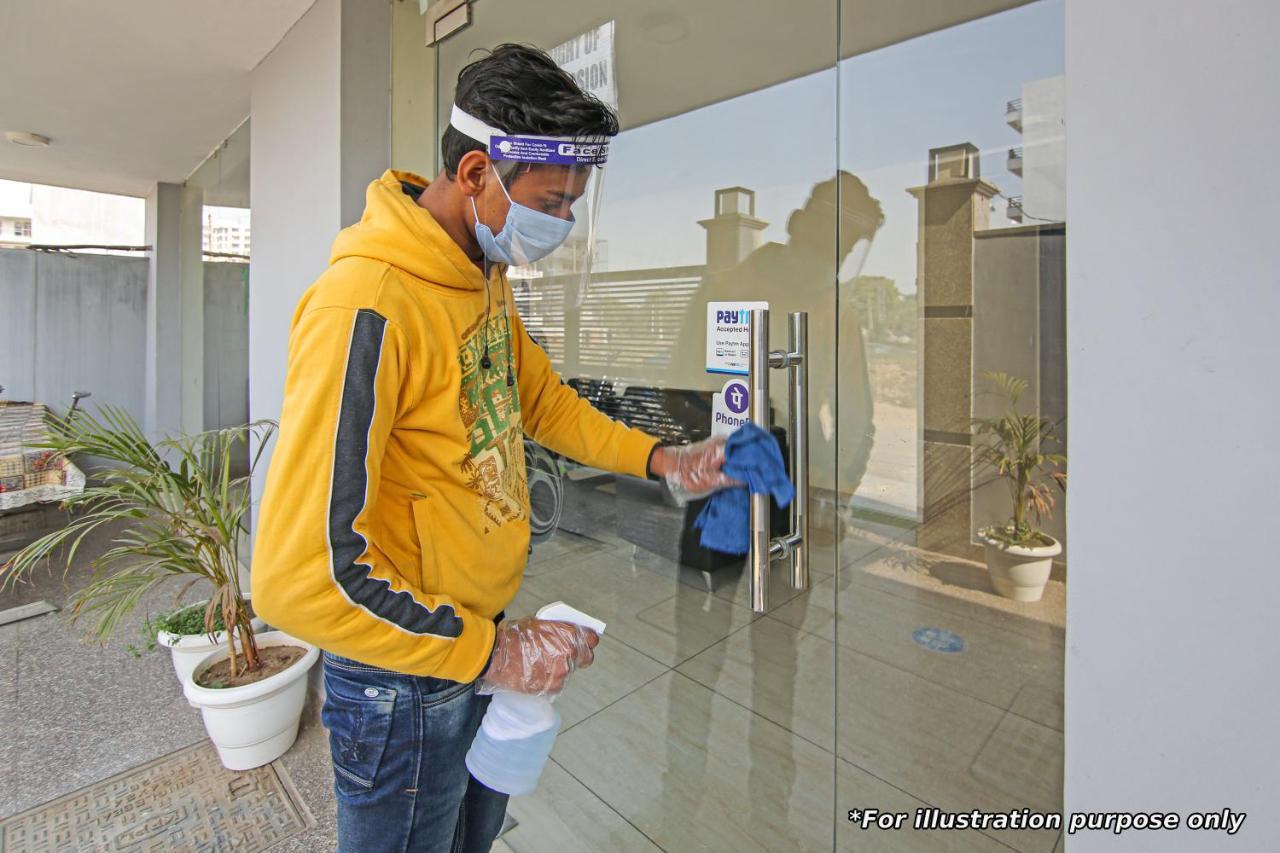 Oyo Flagship 73009 Hotel City Inn Dayal Bagh Esterno foto